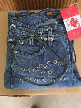Parasuco!  flare cut, Jeans with Grommet & leather lace Details.Real Retail $452